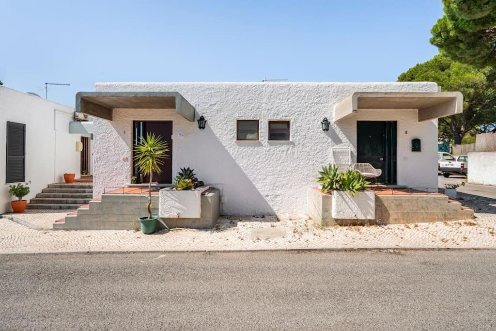 Sunny Villa With Golf Front View Vilamoura Exterior photo